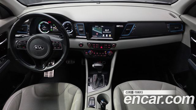 Kia Niro 2018 — photo 7