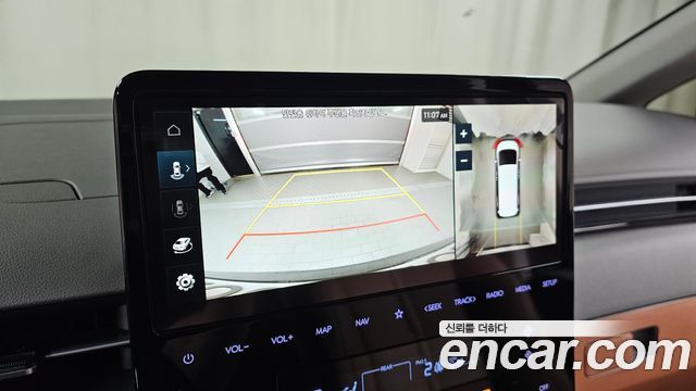 Hyundai Staria 2025 — photo 20