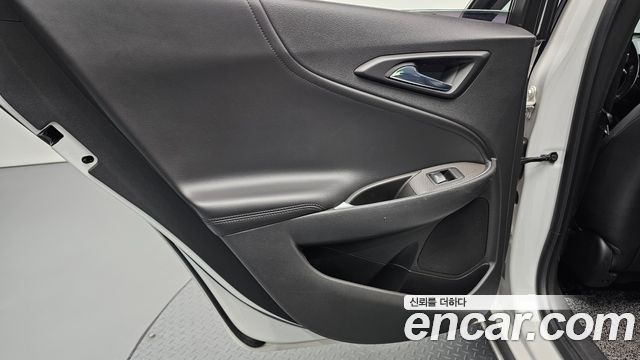 Chevrolet Korea Malibu 2018 — photo 15