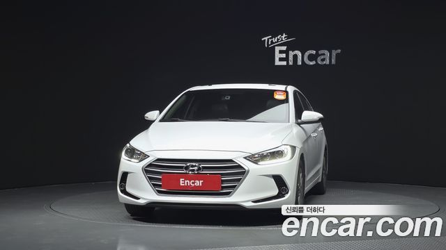 Hyundai AVANTE 2016 — photo 3