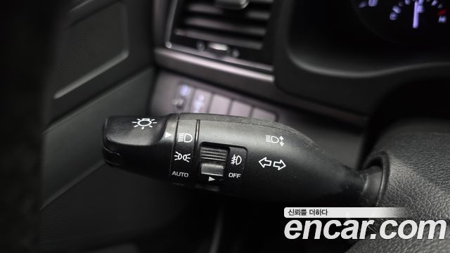Hyundai AVANTE 2016 — photo 24