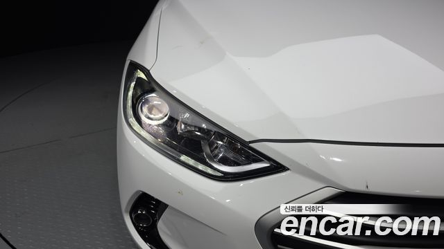 Hyundai AVANTE 2016 — photo 8