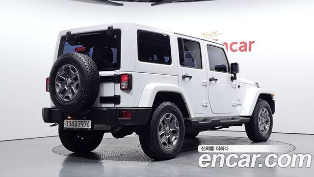 Jeep Wrangler 2016 — photo 2
