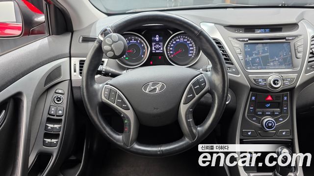 Hyundai AVANTE 2014 — photo 19