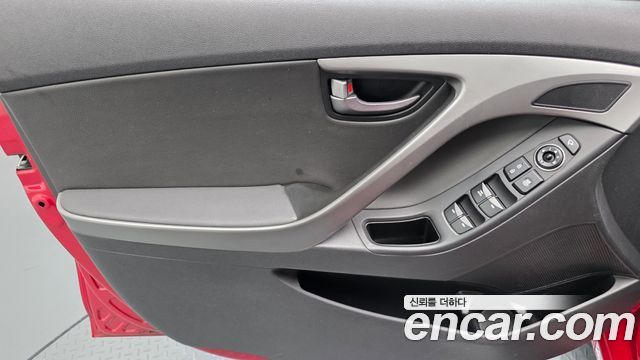 Hyundai AVANTE 2014 — photo 14