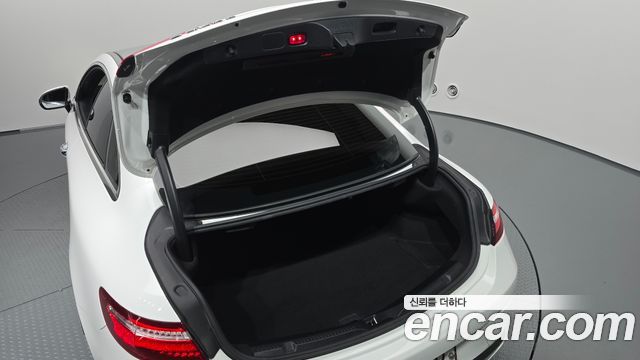 Mercedes-Benz E-Class 2018 — photo 26
