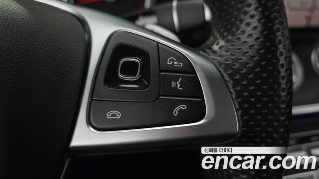Mercedes-Benz E-Class 2018 — photo 28