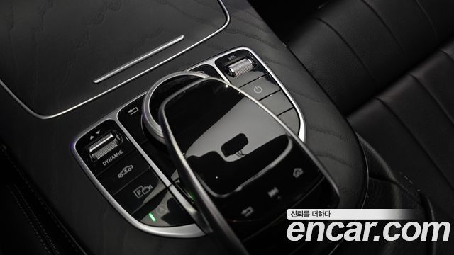 Mercedes-Benz E-Class 2018 — photo 29