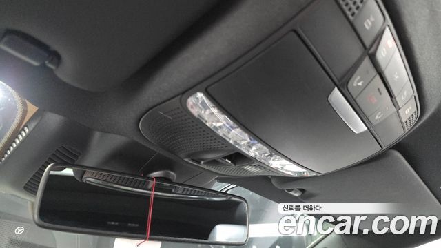 Mercedes-Benz E-Class 2018 — photo 31