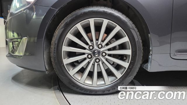 Kia K7 2015 — photo 5