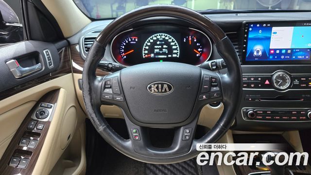 Kia K7 2015 — photo 19