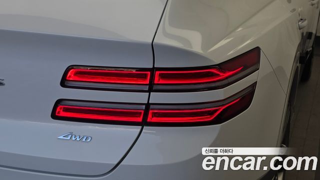 Genesis GV80 2022 — photo 9