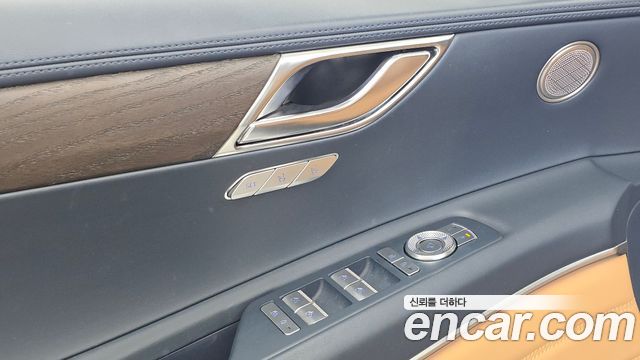 Genesis GV80 2022 — photo 27