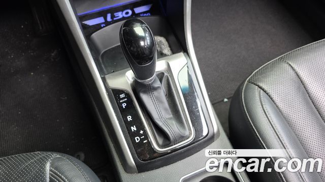 Hyundai i30 2015 — photo 9