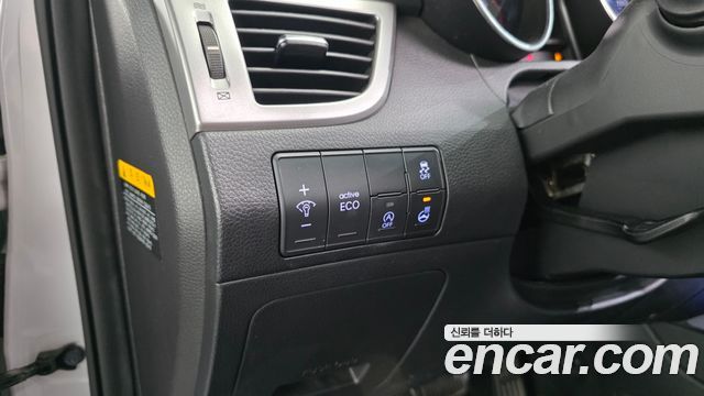 Hyundai i30 2015 — photo 17