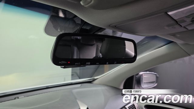 Hyundai i30 2015 — photo 19