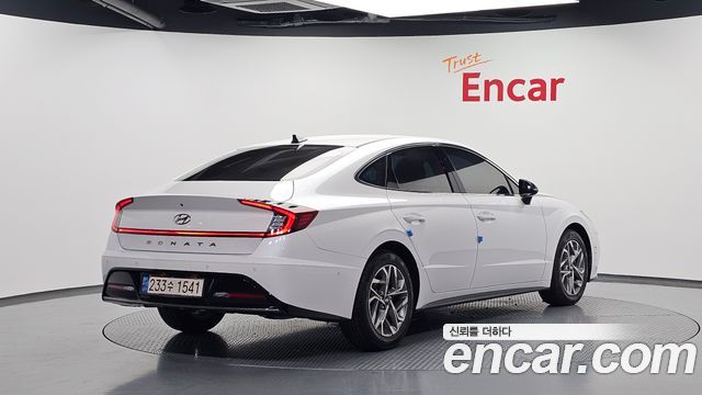 Hyundai Sonata 2022 — photo 2