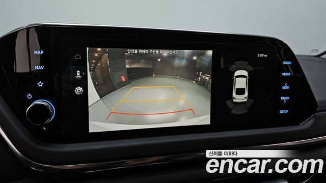 Hyundai Sonata 2022 — photo 21