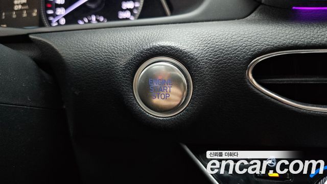 Hyundai Sonata 2022 — photo 28