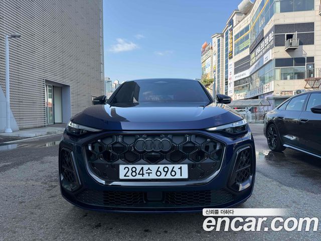 Audi Q5 2025 — photo 3