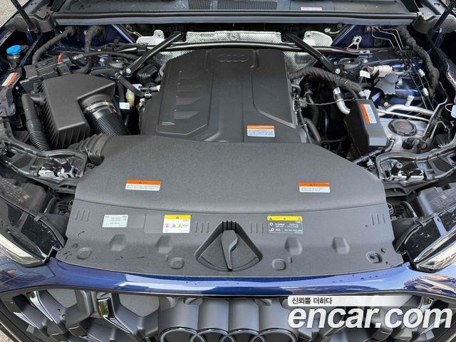 Audi Q5 2025 — photo 6