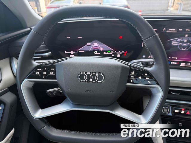 Audi Q5 2025 — photo 11