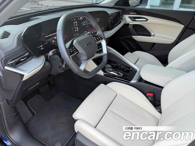 Audi Q5 2025 — photo 14