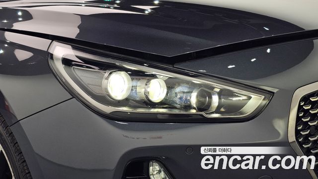Hyundai i30 2018 — photo 8