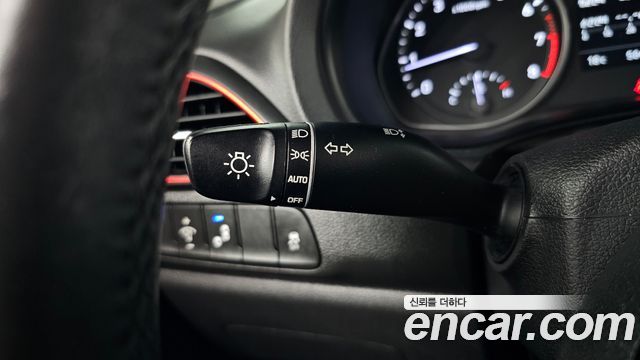 Hyundai i30 2018 — photo 30