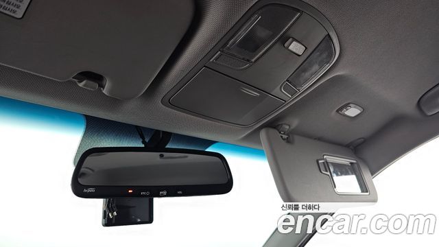 Hyundai i30 2018 — photo 33