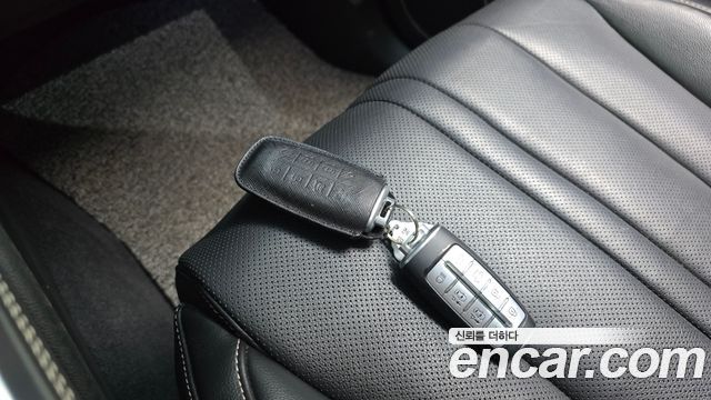 Genesis GV80 2021 — photo 21