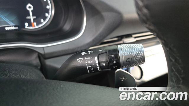 Genesis GV80 2021 — photo 28