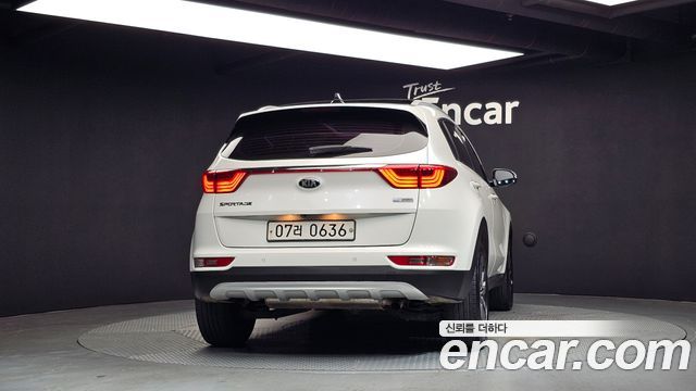 Kia Sportage 2016 — photo 4