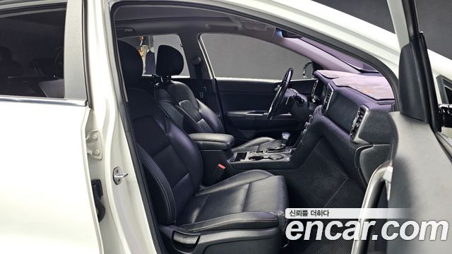 Kia Sportage 2016 — photo 17