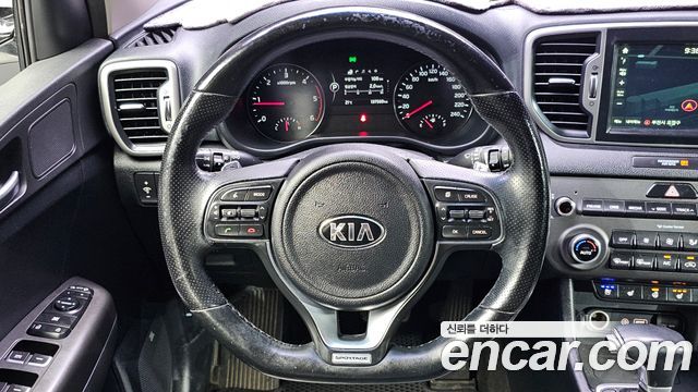 Kia Sportage 2016 — photo 19