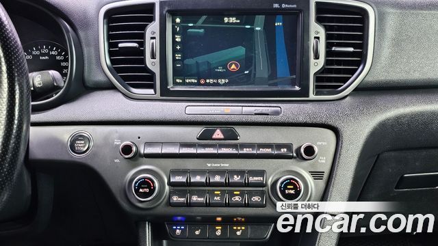 Kia Sportage 2016 — photo 20