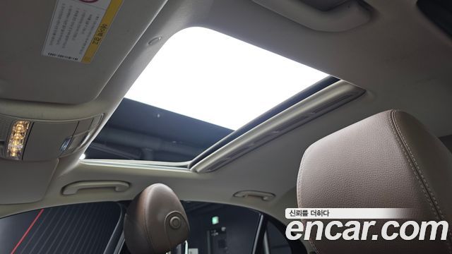 Mercedes-Benz E-Class 2017 — photo 19