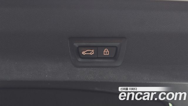 BMW X4 2020 — photo 25