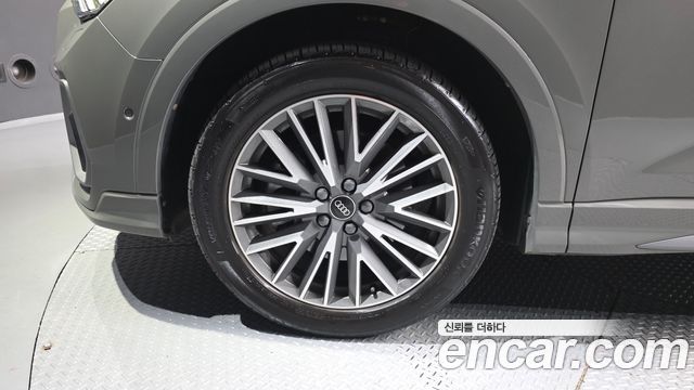 Audi Q3 2023 — photo 5