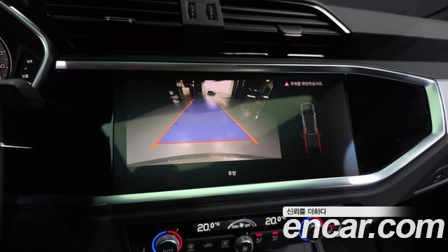 Audi Q3 2023 — photo 21