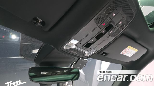 Audi Q3 2023 — photo 24