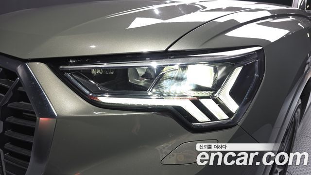 Audi Q3 2023 — photo 8