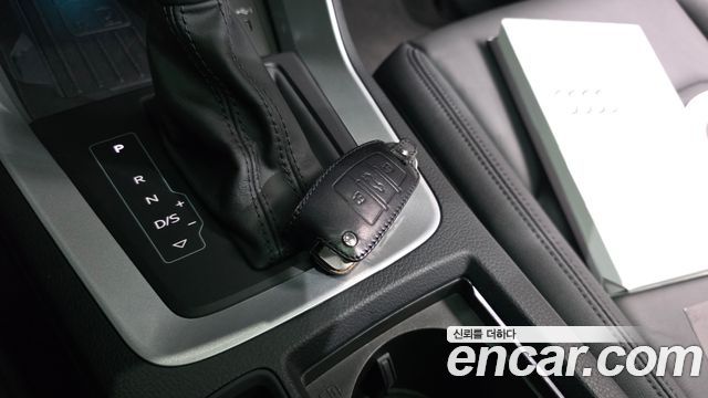 Audi Q3 2023 — photo 31