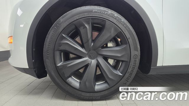 Tesla Model Y 2022 — photo 5