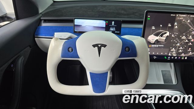 Tesla Model Y 2022 — photo 18
