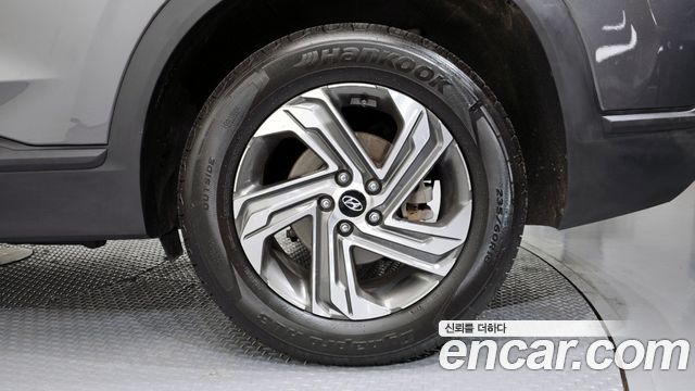 Hyundai Santafe 2021 — photo 5