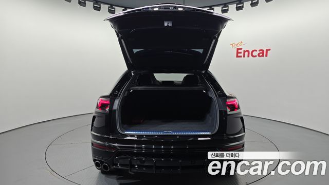 Lamborghini Urus 2022 — photo 23