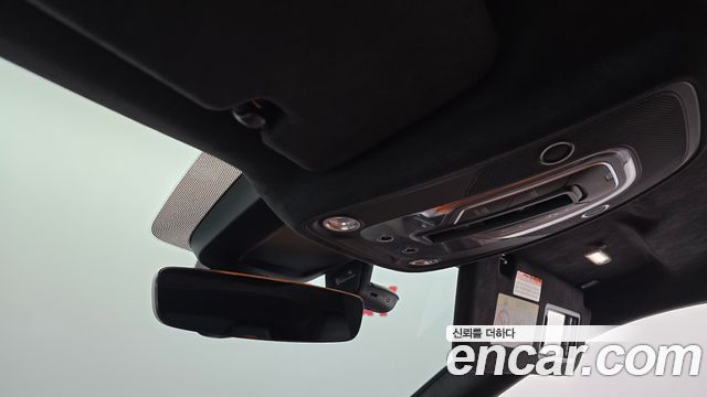Lamborghini Urus 2022 — photo 26