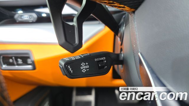 Lamborghini Urus 2022 — photo 28