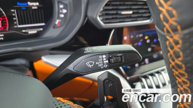 Lamborghini Urus 2022 — photo 29